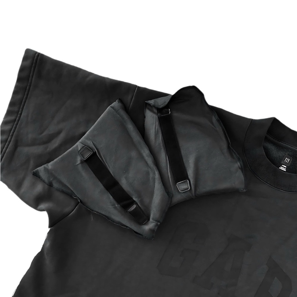 Yeezy Gap Dove Padded Heavy Fleece T Black 
Black Large Engineered By Balenciaga - Picture 5 of 6